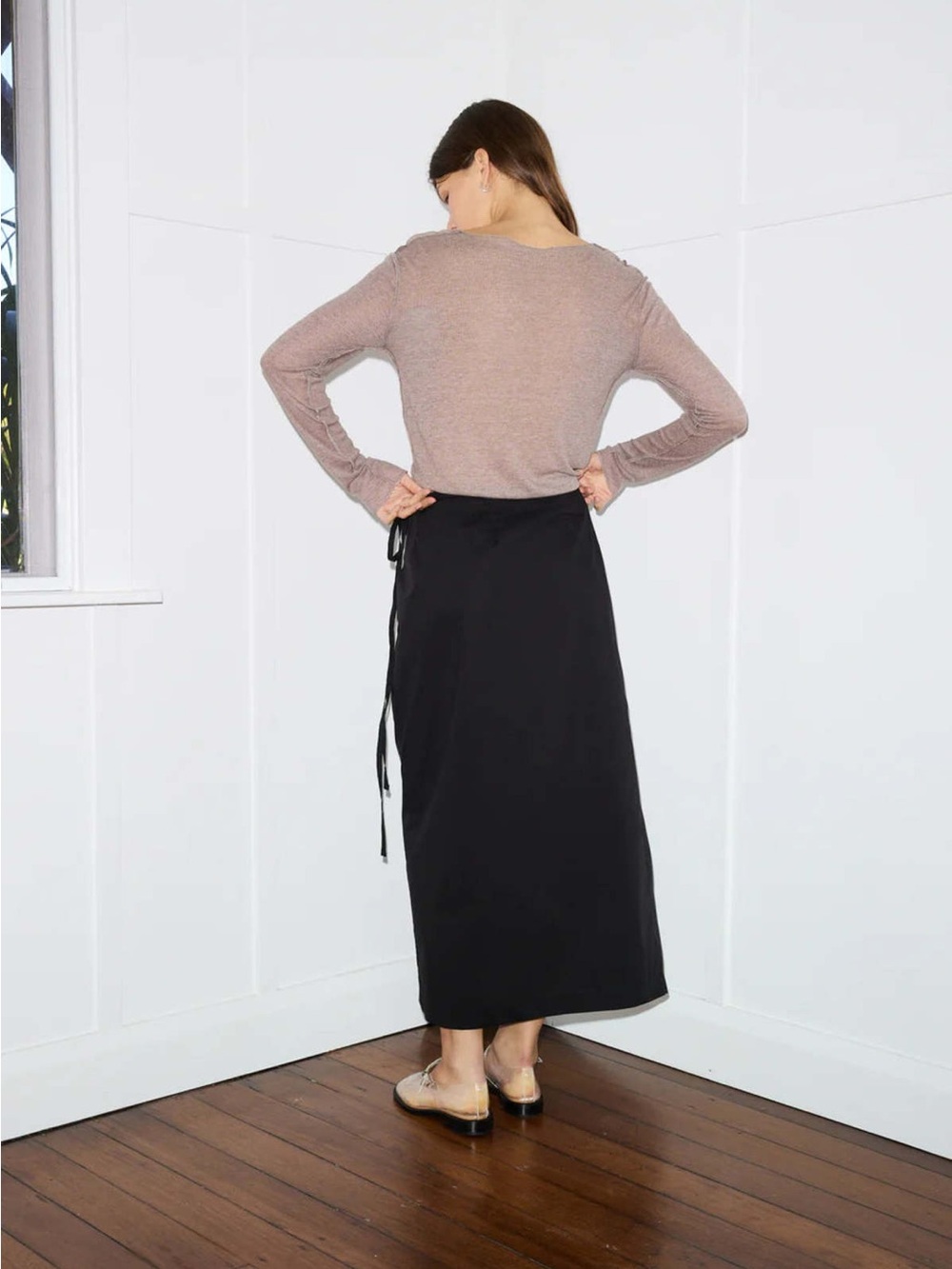 the cotton wrap skirt by Deiji Studios in black - Picture 3 of 6